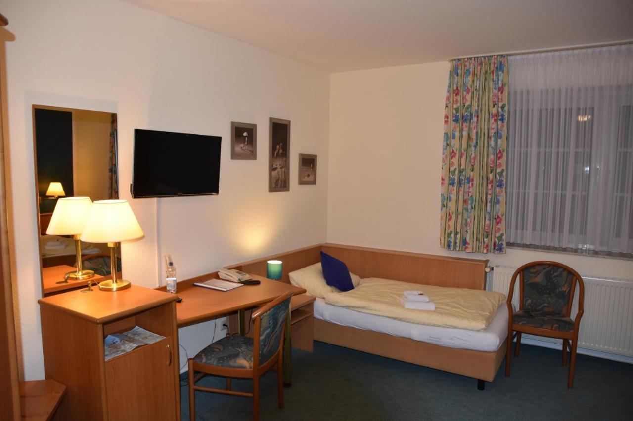 Hotel Zum Gesundbrunnen บาดซวิสเชนอาว์น ภายนอก รูปภาพ